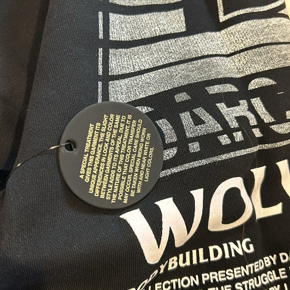 XS -Never Worn! Darc sport “life moves fast” collection - Picture 3 of 4